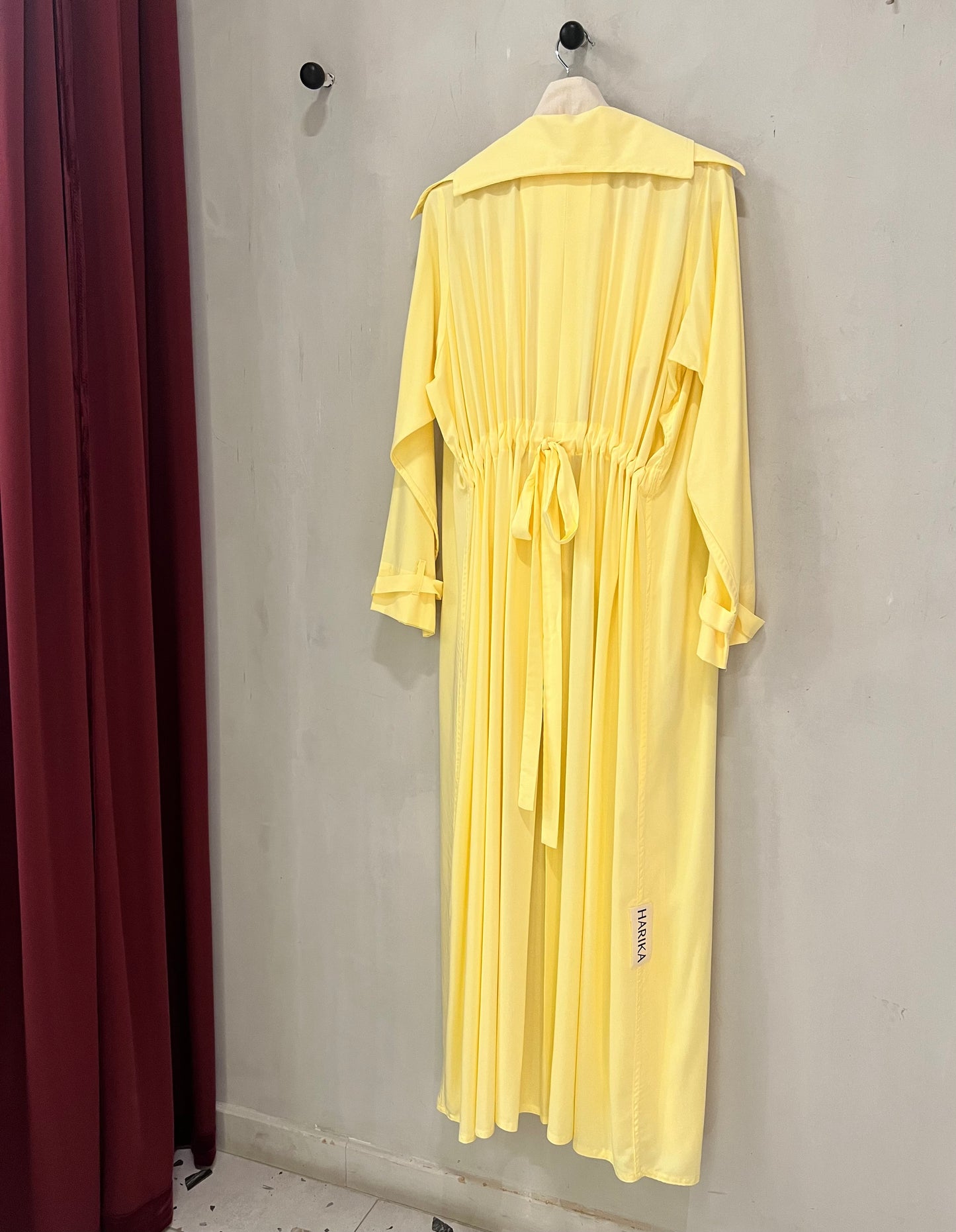 Abaya - Elegant lemon yellow shade with adjustable back waist tie