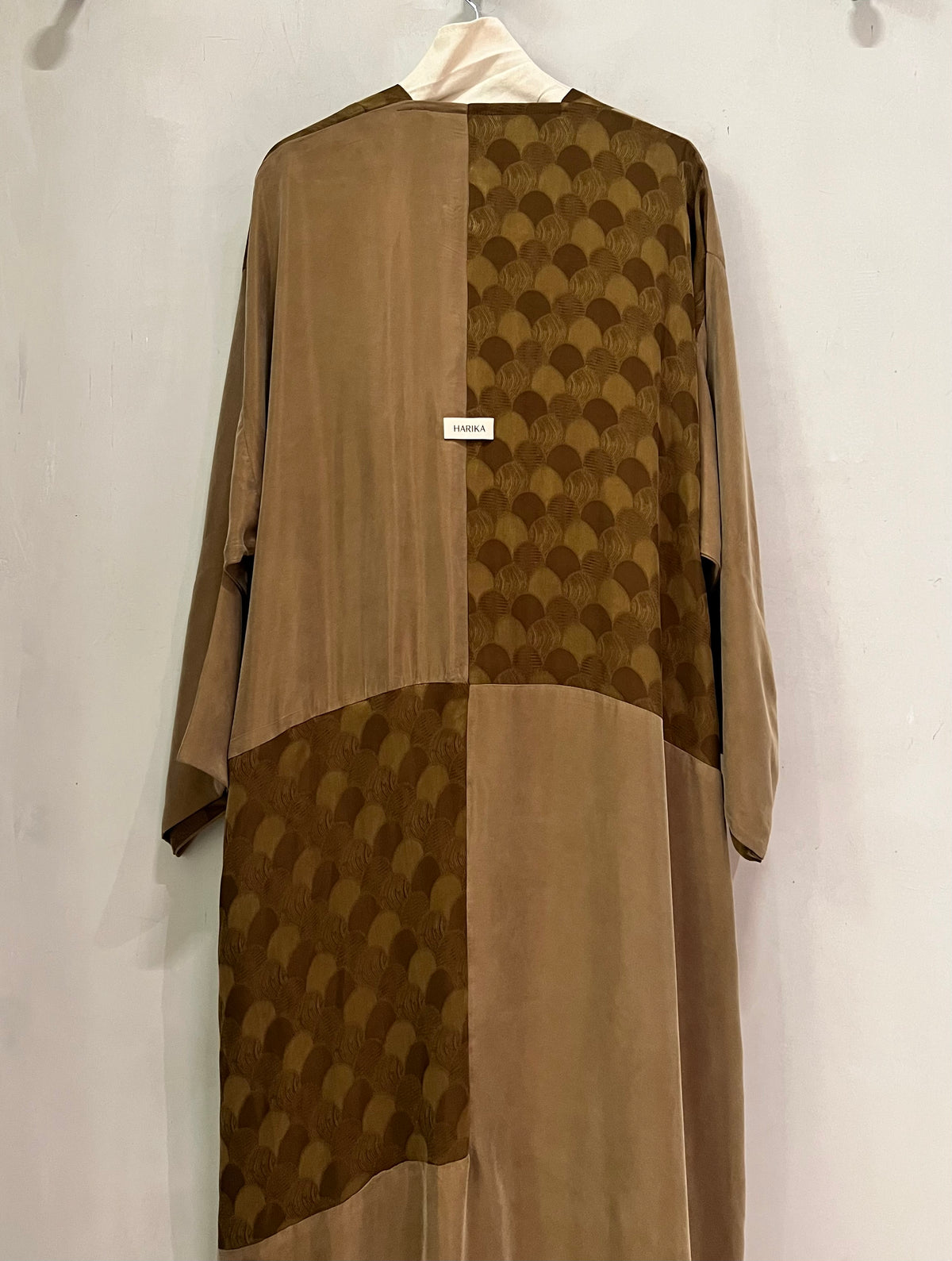 Abaya- beautifully designed mocha brown abaya featuring a sophisticated geometric pattern and contrasting smooth fabric