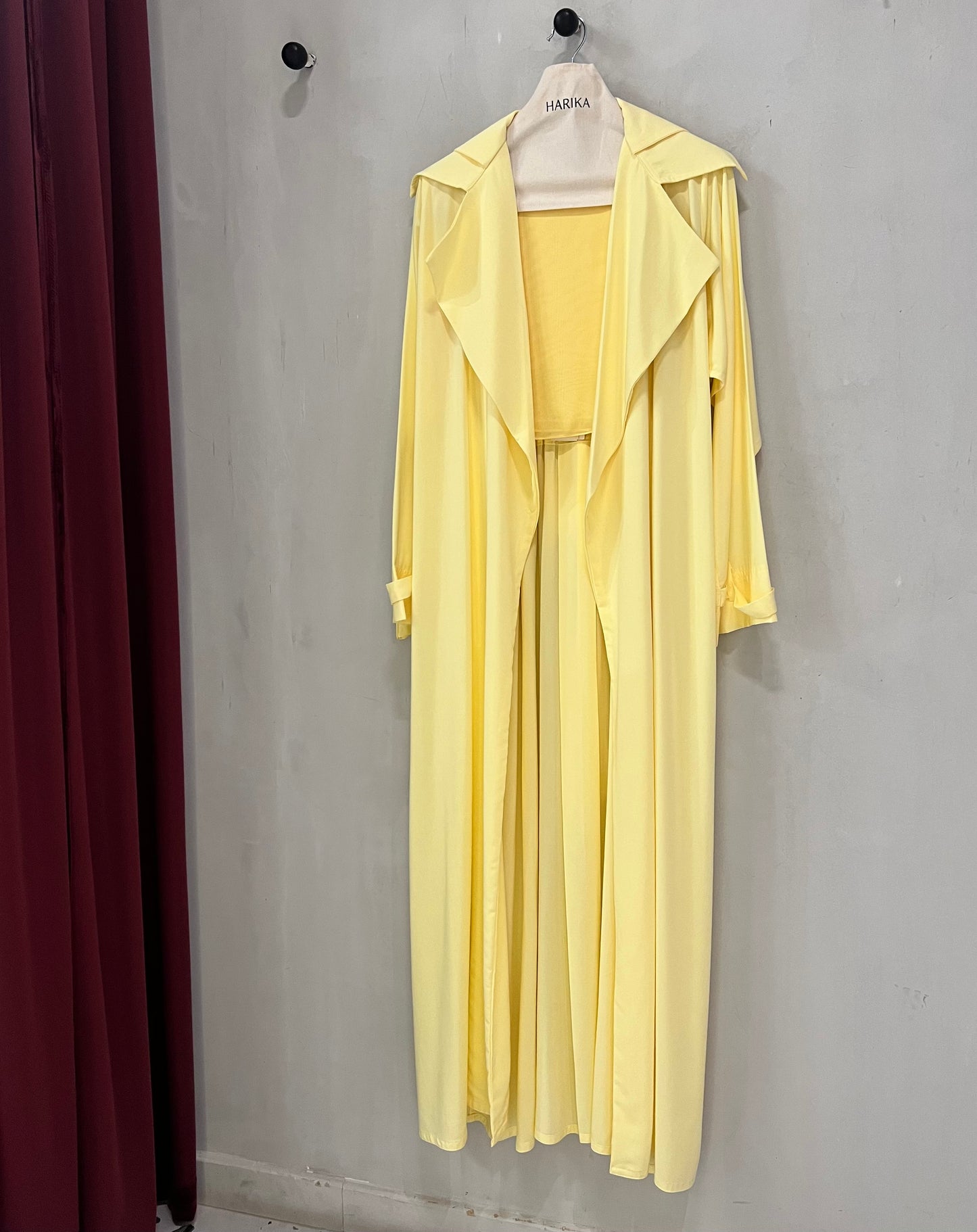 Abaya - Elegant lemon yellow shade with adjustable back waist tie