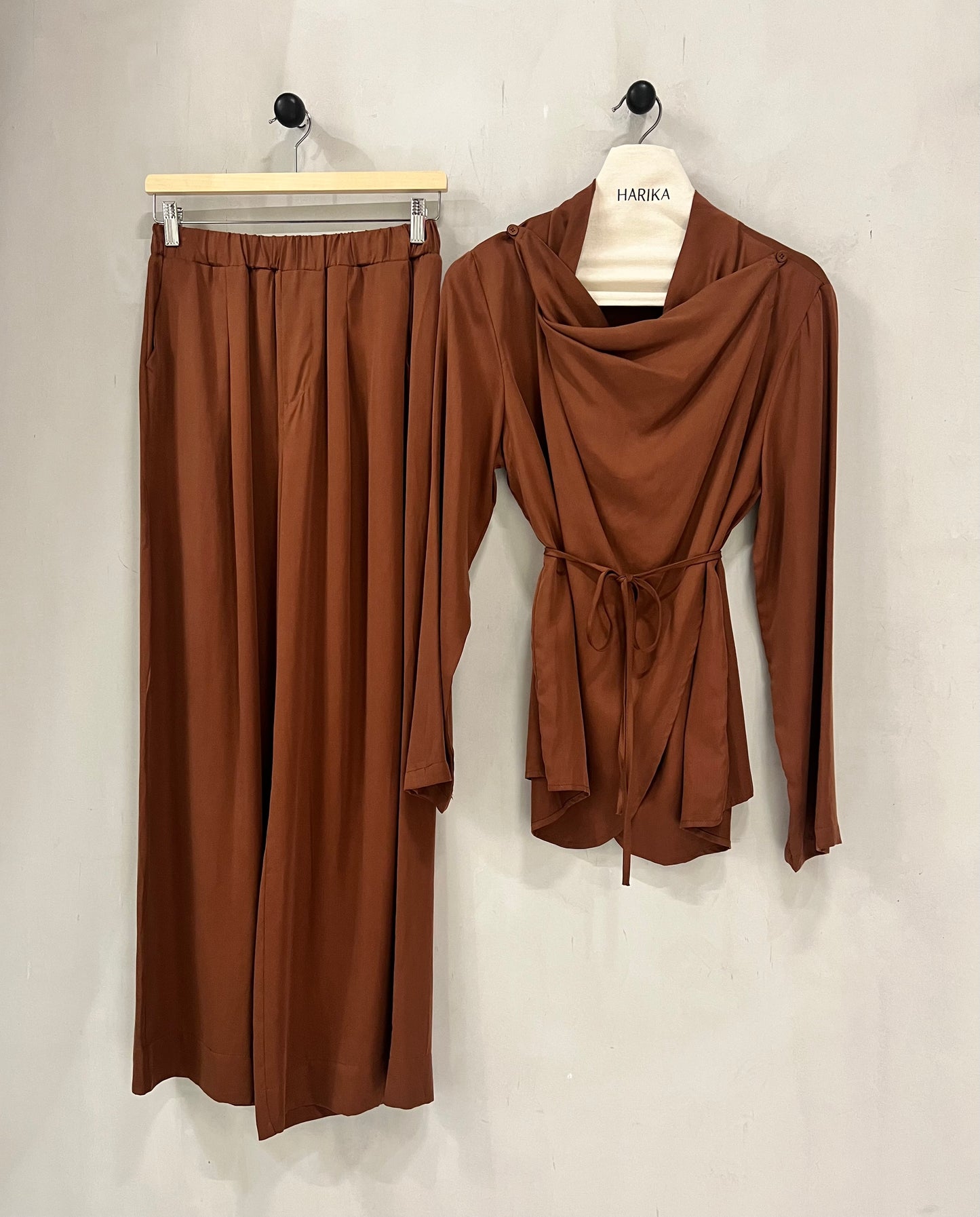 Brown - Two-piece set: draped long-sleeve top and wide-leg pants